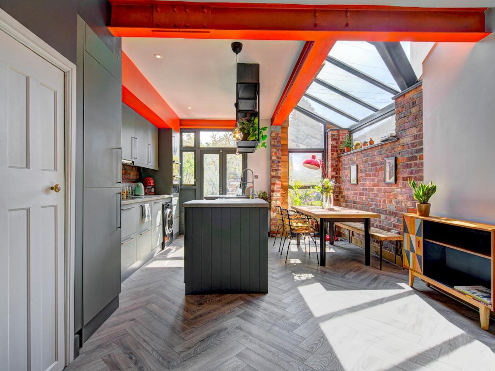 Pass The Keys Stunning Sleeps 6 *